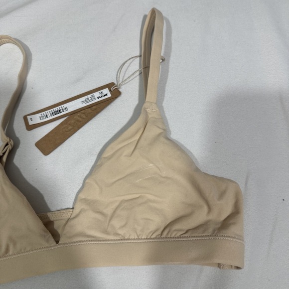 NWT $34 Skims [ Small ] Fits Everybody Bralette in Sand Nude #7087 - Picture 5 of 9